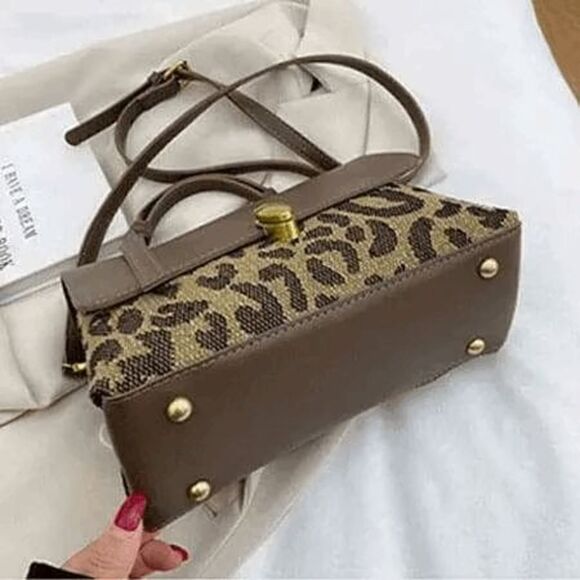 2/$30 Ladies Leopard Ladies Fashionable Purse - Picture 7 of 16